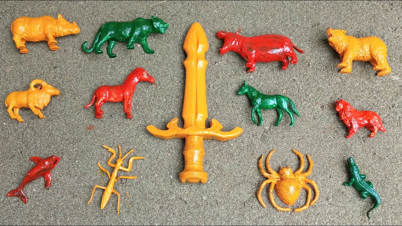 Cleaning cartoon lama monkey elk crocodile lazed bear hippo rhino cat starfish| BWH Animals