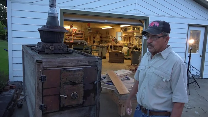 Chuck's Camel Back Trunk