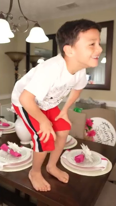 CUANDO LLEGA LA MAMA SIN AVISAR 🤣 #Shorts