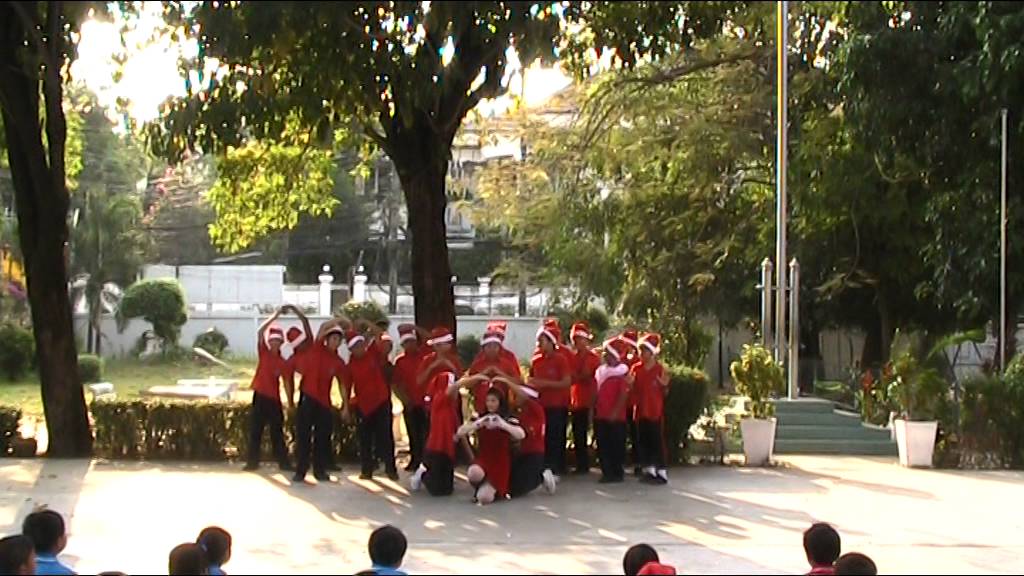 กิจกรรมวันคริสต์มาส โรงเรียนพระโขนงวิทยา 2558 ภาควิชาภาษาอังกฤษ-1