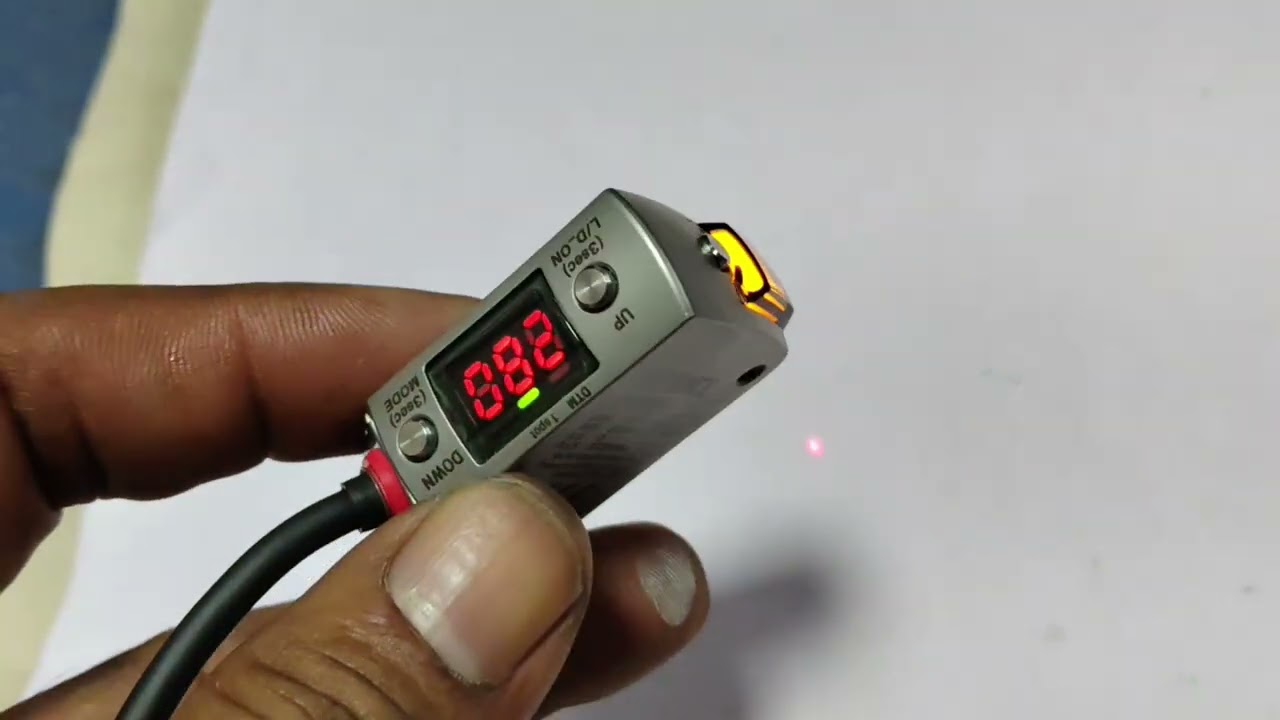 Keyence LR-ZB250 AP@ Lr-zb250ap@ lr-zb250 ap lock unlock @ keyence sensor lock unlock 