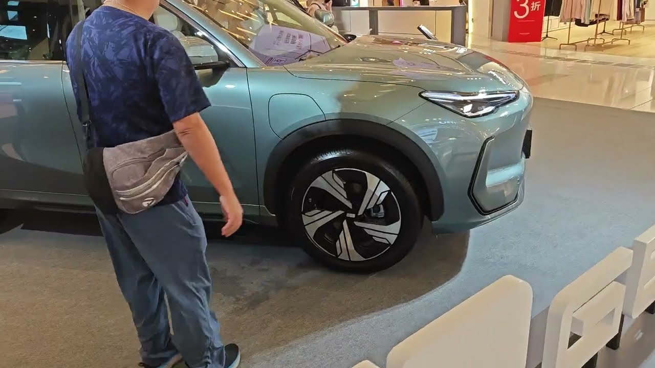 GEELY EX5電動車強勢登場，簡潔有力家族設計的語言 包括0.269Cd極低風阻系數， 11合1 智能電區系統、神盾短刀電池，同埋車機系統Flyme Auto等多項尖端科技。