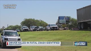 Wichita woman, 2 children killed in crash near Pratt, woman identified