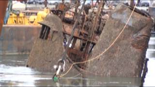 Oakland Estuary Vessel Removal