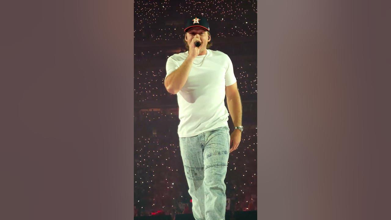 Morgan Wallen's Stage Presence During Ain't That Some Is UNREAL Morgan Wallen's Stage Presence During Ain't That Some Is UNREAL