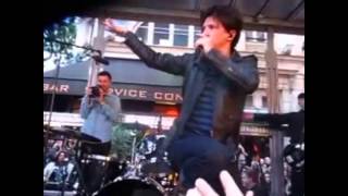 Video thumbnail of "Indochine - 23.06.2013 - Concert Surprise devant le Grand Rex (multicam)"