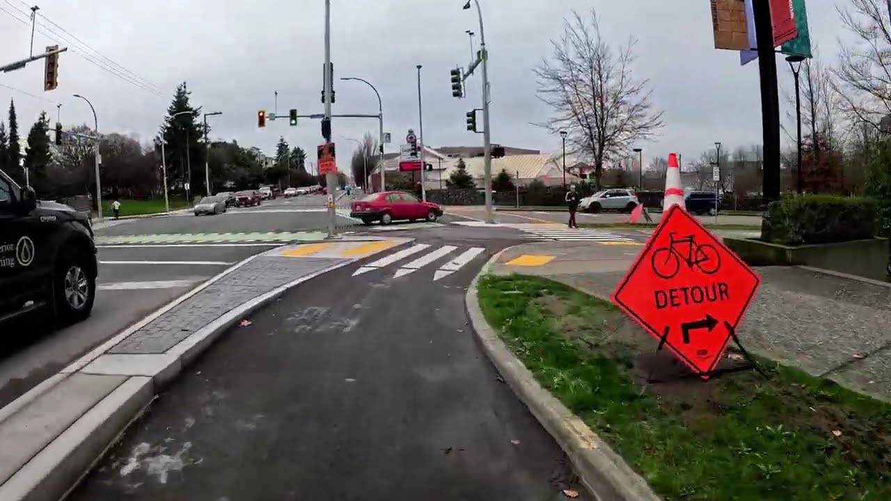 Cycling Victoria BC ,  Gorge  Road East