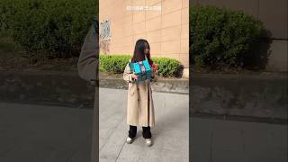 📹 Because the robot stole the tomato sauce, it gave my phone to its owner as punishment😔😔