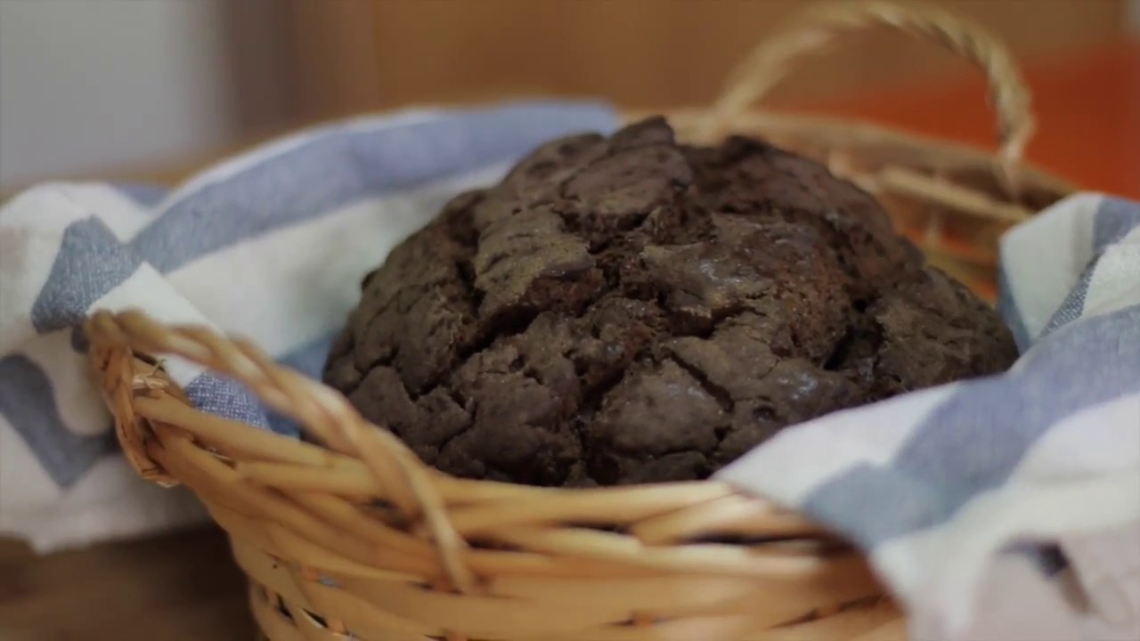 PAN DE ALGARROBA  - RECETA MALLORQUINA