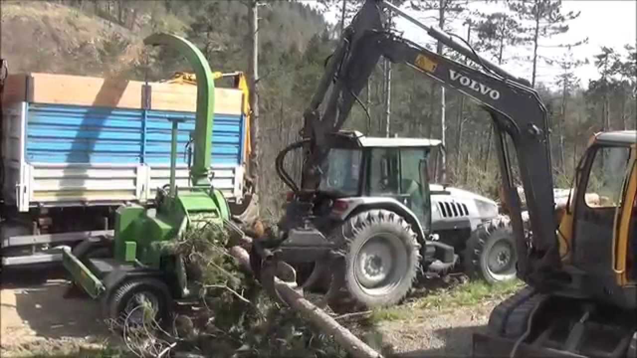 PEZZOLATO PTH 500 - Cippatore a tamburo / Drum chipper powered by Lamborghini 130 Hp tractor