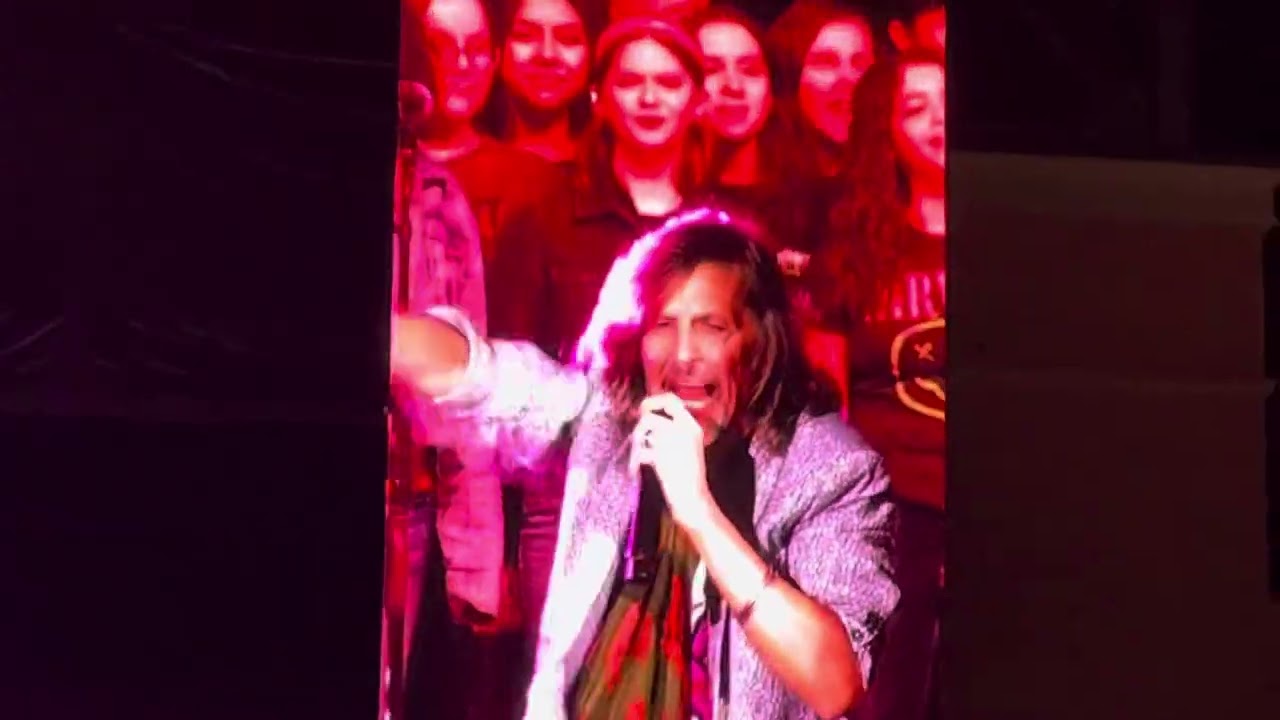 Foreigner ft The Vanguard School Choir - I Want To Know What Love Is- 10/2/24 Ford Amphitheater