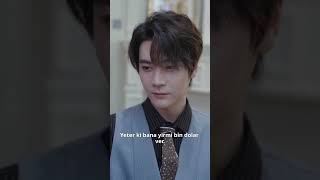 İdam Edileceği Gün, Tüm Bağlantılarını Kullanarak Idam Yerine Gizlice Girdi.