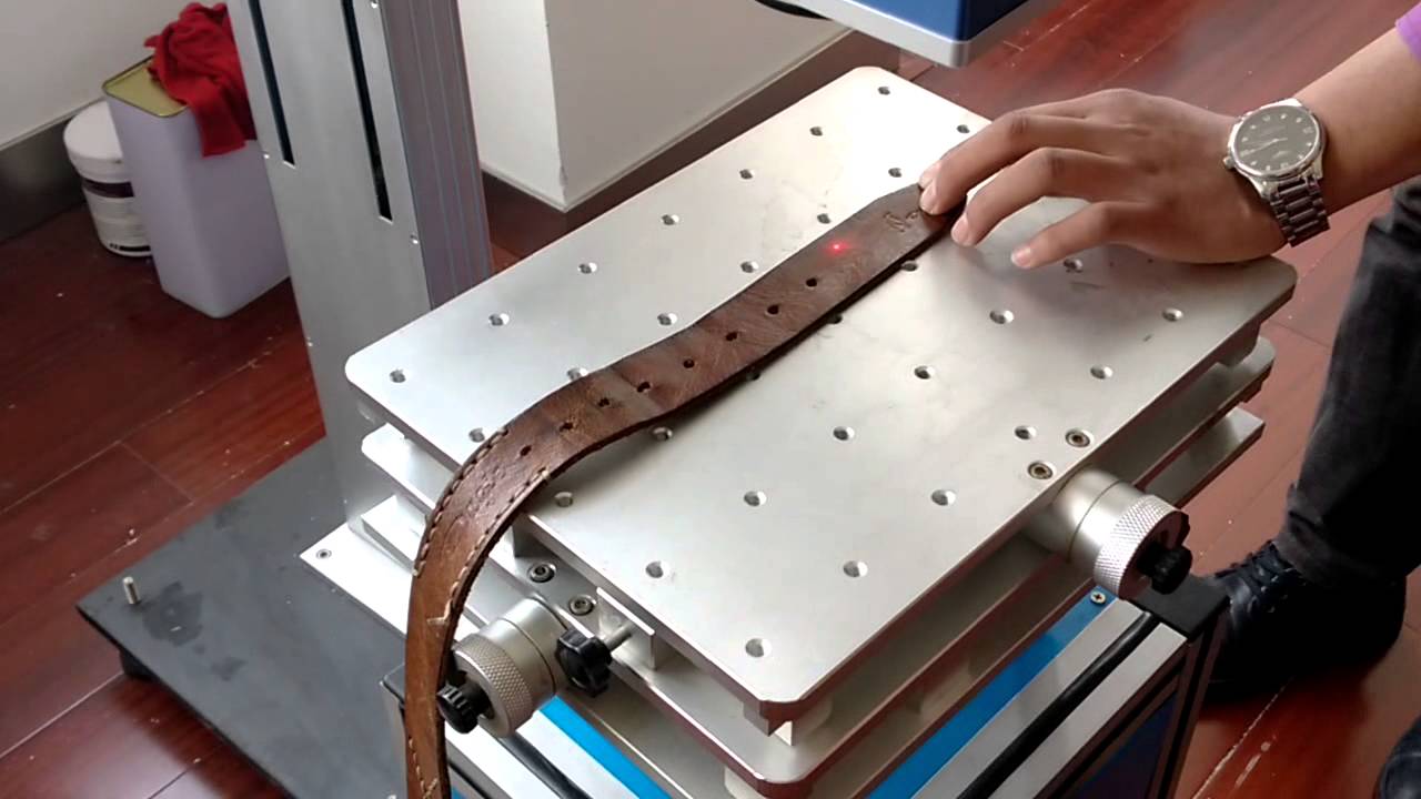 Laser marking machine, marking on leather belt YouTube