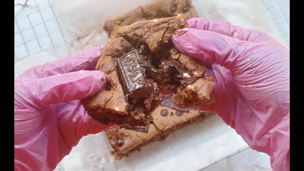 Разве это дырка для печенья?! 