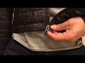 片手でファスナーを閉める　 How to use zipper one hand