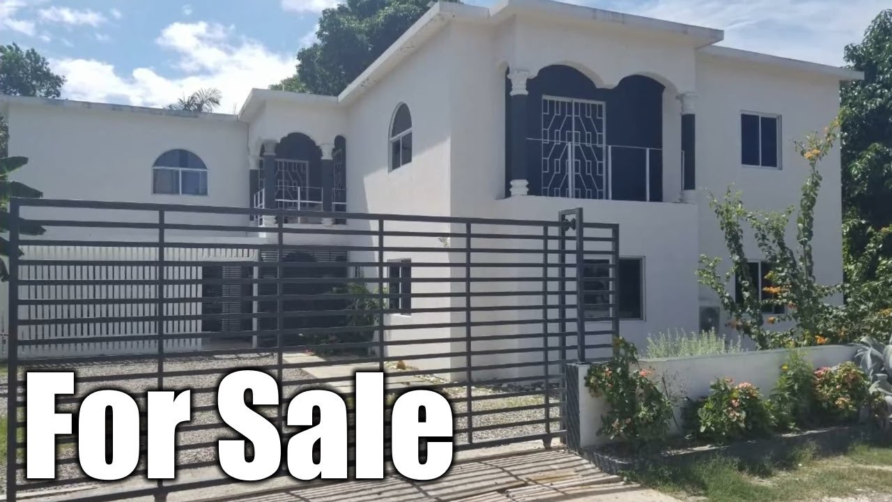 7 Bedrooms 7 Bathrooms House For Sales at Shades Road, Ocho Rios, St