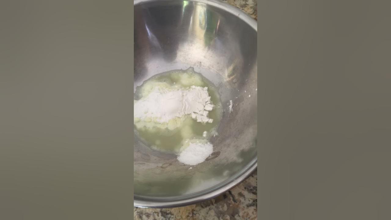 Adding baking soda and cornstarch to lemon juice reaction part 2 YouTube
