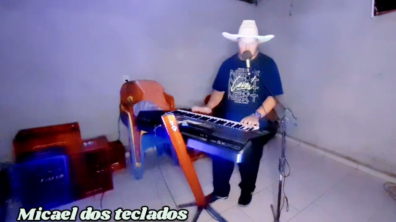 Ela beijava todo mundo menos eu 