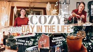 VLOGMAS 2022 : homemade sugar cookie latte, charcuterie party, chat & decorate with me!