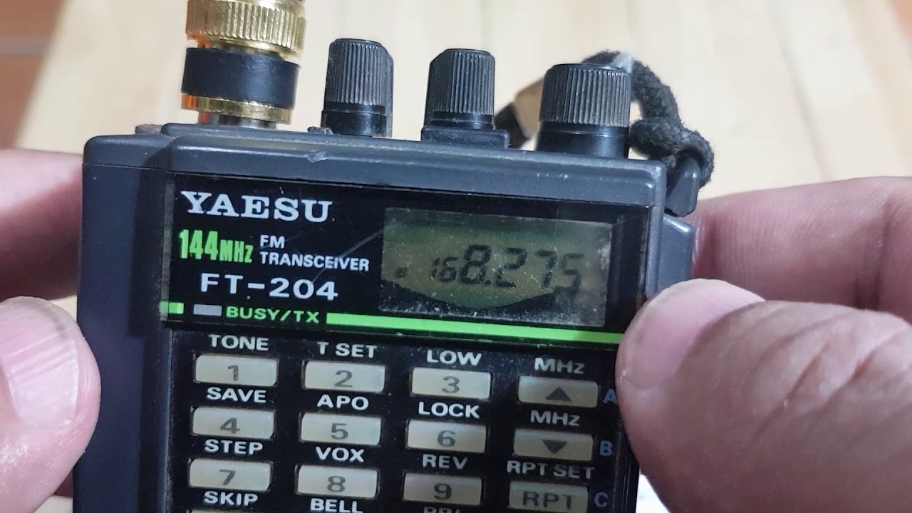 วิธีเปิดไฟหน้าจอ Yaesu FT204
