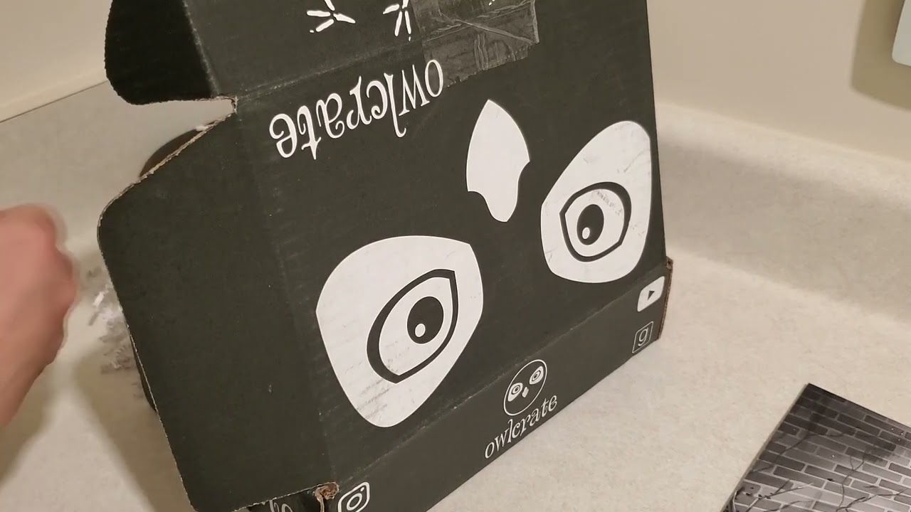 Owlcrate Gallant by V E  Schwab Exclusive Edition Fast Unboxing