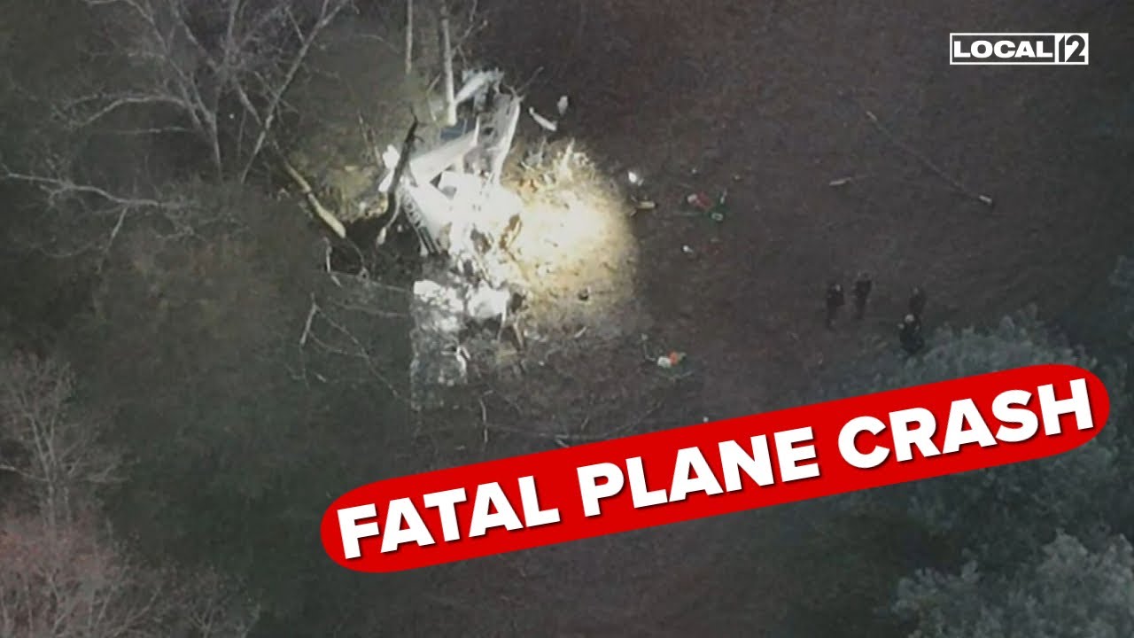 Pilot killed during small plane crash - YouTube