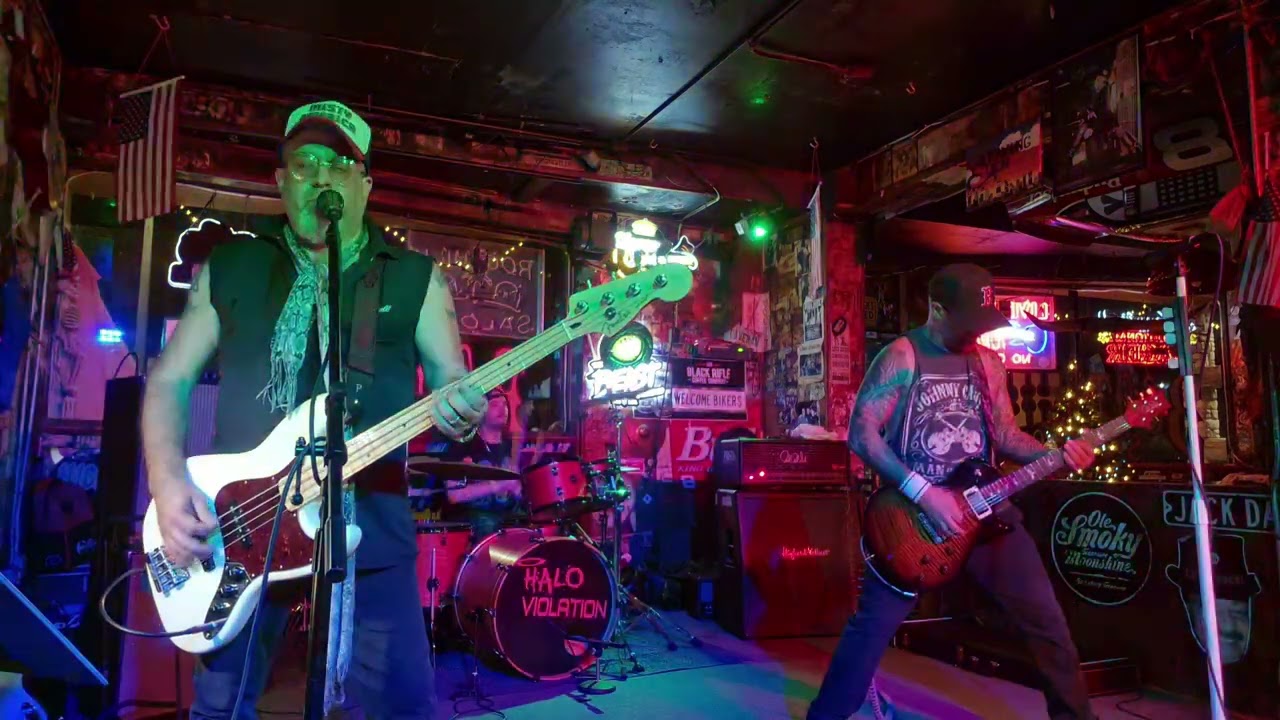 Blitzkrieg Bop - The Ramones Live at The Boot Hill Saloon Daytona Beach.