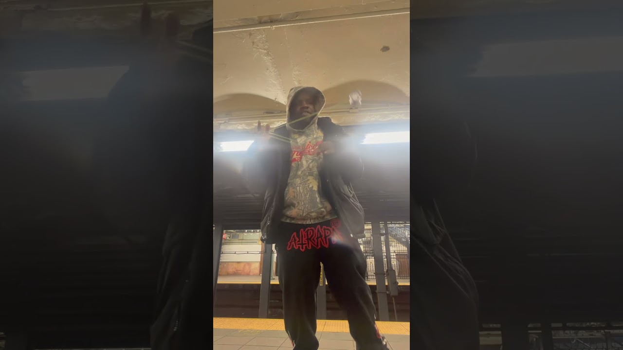Watch Special Guest Appearance 🚞🪀#lostamericana #nyc #shorts #yoyo #lilkeed on YouTube Watch Special Guest Appearance 🚞🪀#lostamericana #nyc #shorts #yoyo #lilkeed on YouTube
