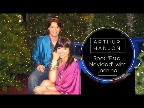 Spot Esta Navidad Arthur hanlon with Jannina