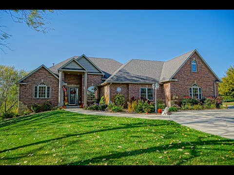 1387 Cedar Creek Dr, Metamora, IL home video tour