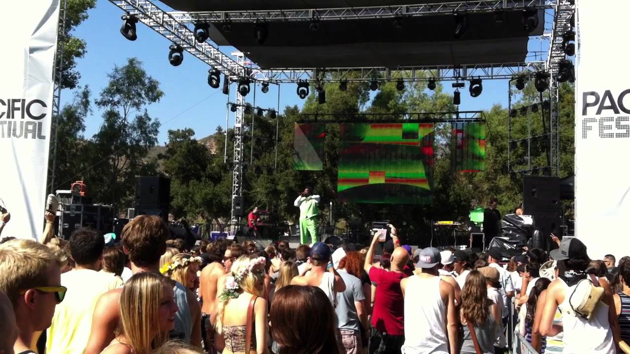 Afroman - Smoke 2 Blunts Live - Pacific Festival August 13, 2011