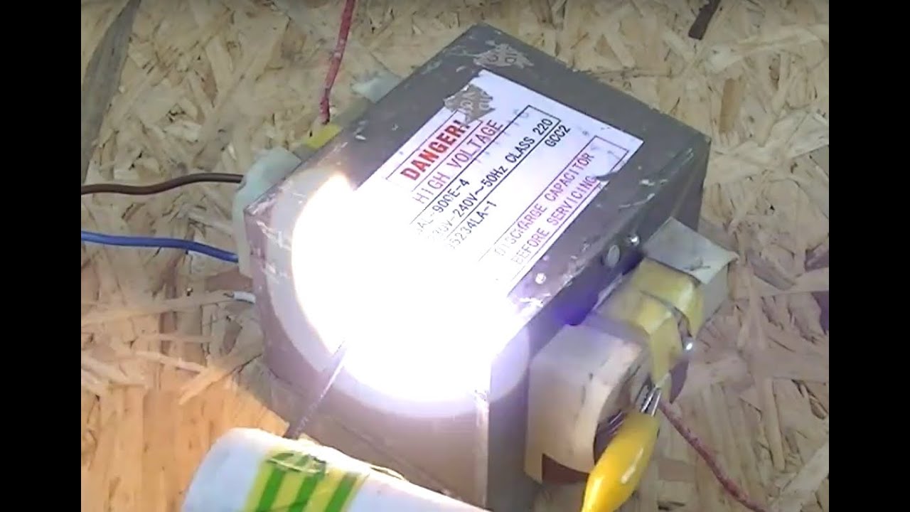 Microwave Oven Transformer (MOT) Sparks and Sparklers! Extreme High