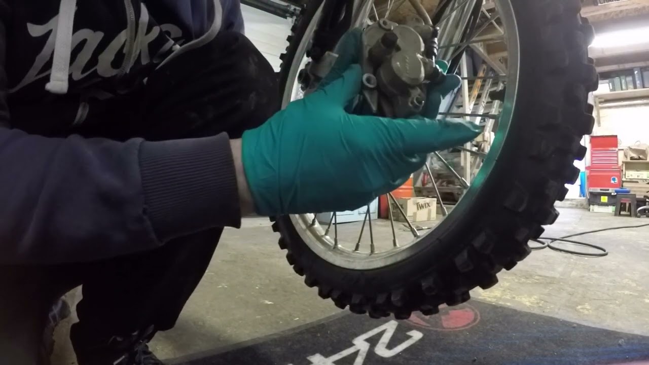 Dégrippage étrier de frein avant 450 CRF 2011