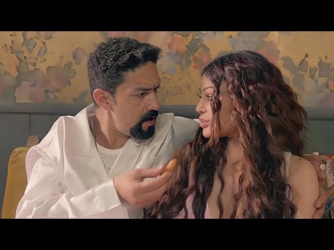 فاكرني بتسل بيك ولا عشان القرشين اللي معاك هيفاء وهبي لعبت لعبتها الصح علي عشيقها