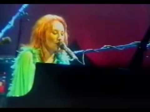 Tori Amos - Crucify Live