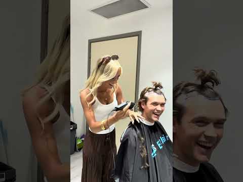 Boys getting a Hair Transplant in Turkey at Elithair