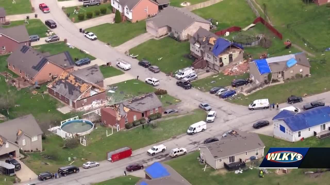Cleanup continues in Jeffersonville after tornado - YouTube