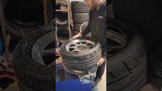 Mounting Some Fresh Gt Radials On Our Konig Wheels