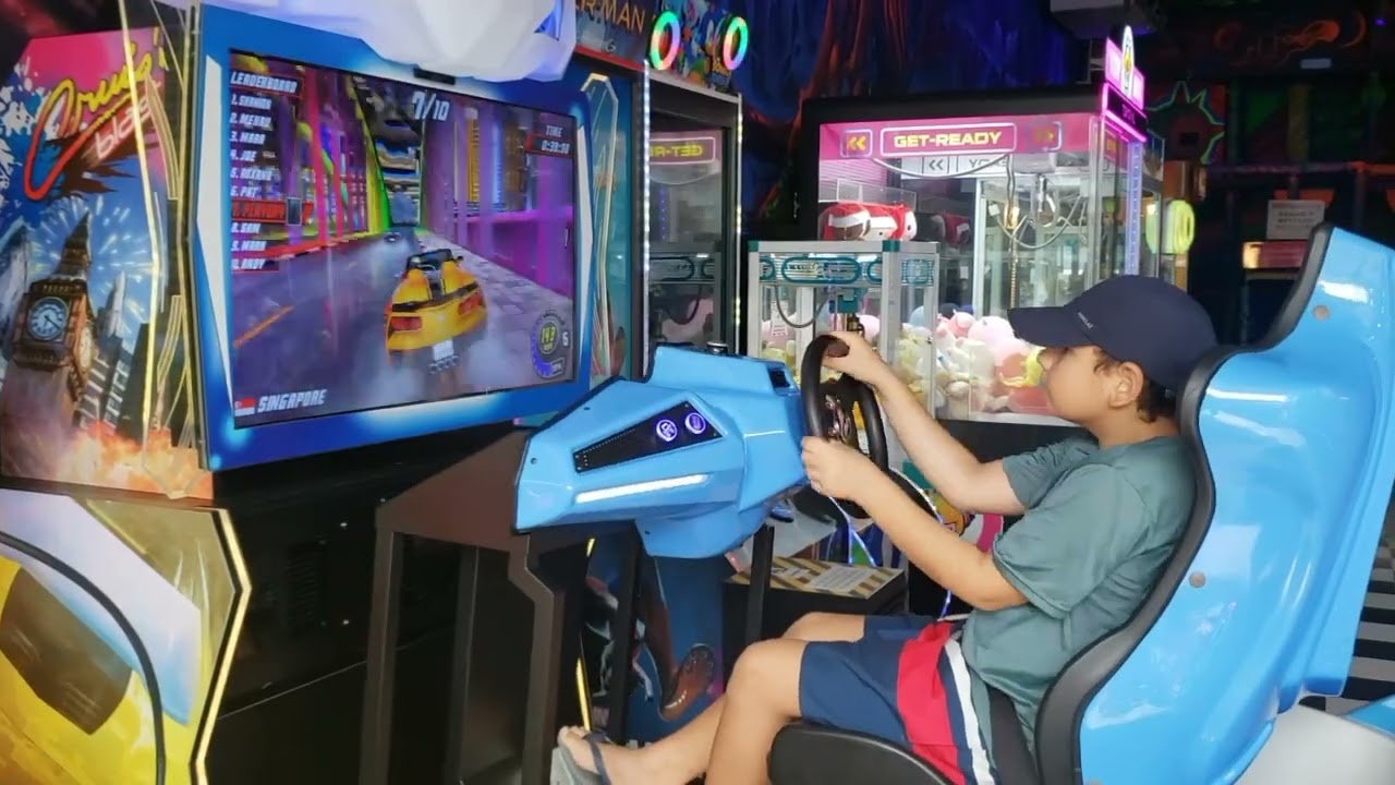 Luan dagrota acelerando o Corvette!!🏁🏁