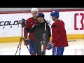 Alexander Zharovsky et Ivan Demidov dans le laboratoire à Brossard