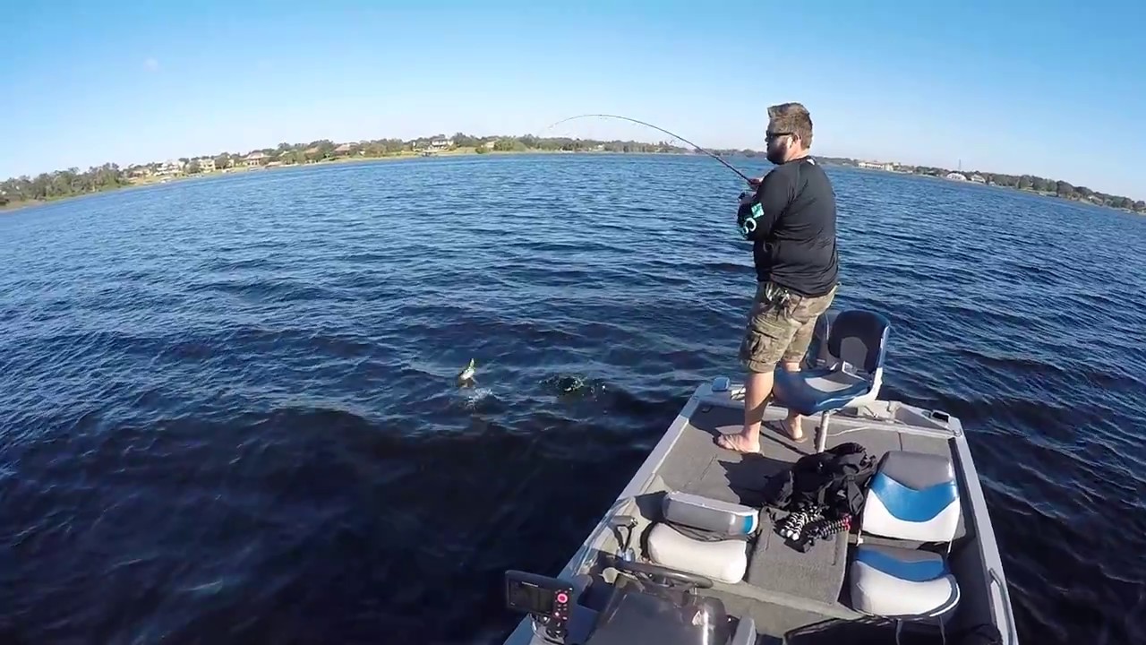 Fall Bass Fishing on windy points (John's Lake)