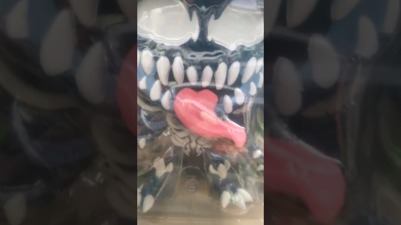 Venom Funko Pop Jumbo! Walmart Exclusive 