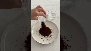 Dalgona Kahve Gerçekten Bu Yolla Yapılıyor Mu?