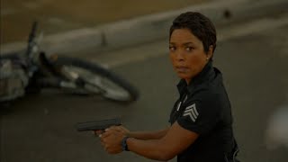 #911onFOX: 1x01 - Buck helps Athena arrest home robbers and Abby monitors the situation