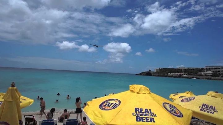 Maho Beach Airplane 2 Propellers Overhead Landing