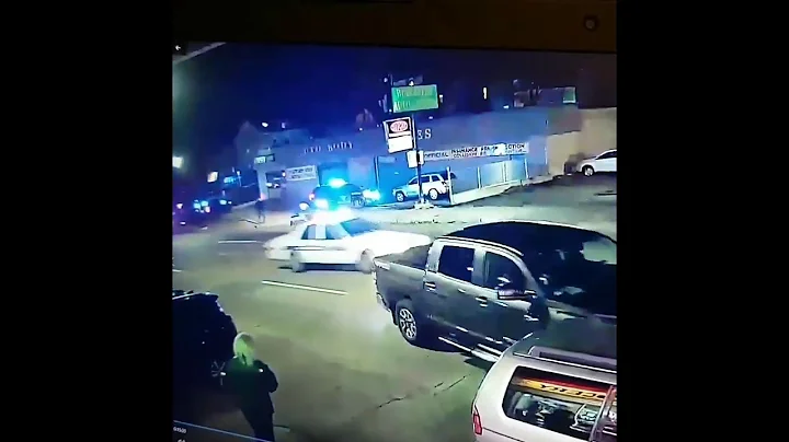 Watch video of carjacking suspect Donald Foy chase...