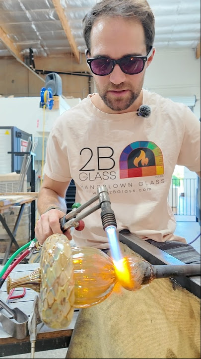 Blowing a Giant Iridescent Acorn Out of Glass 🍂 #glassblowing #glassart #satisfying #glasssculpture