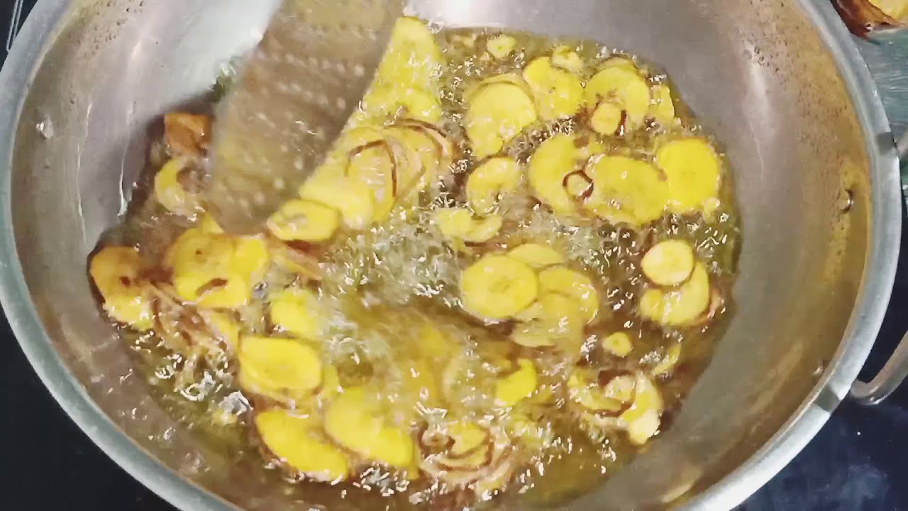 kerala special nenthran chips/ banana chips