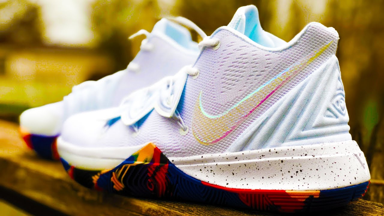 kyrie irving shoes march madness