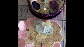 Patchwork: Paper piecing a Grandmother's flower garden quilt (Part 1)